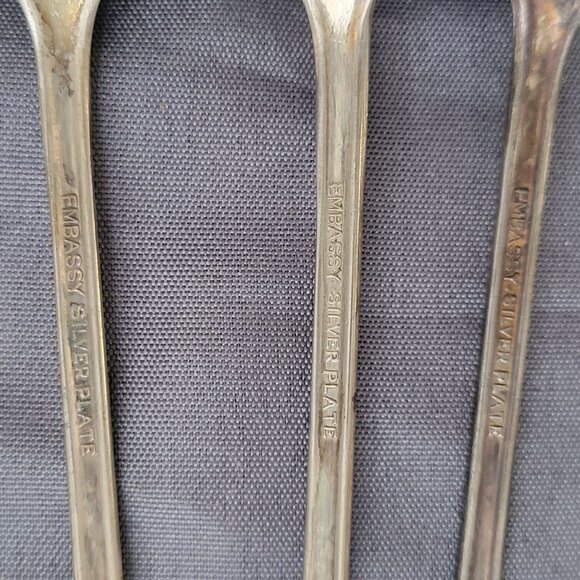 Set Of 4 Embassy Silver Plate Vintage Iced Tea Spoons With Ornate Handles - Picture 5 of 6